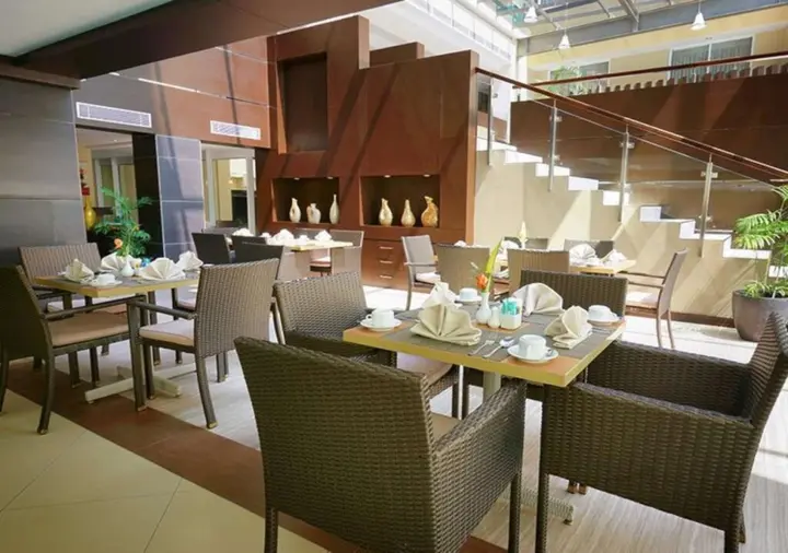 Чиребон: Grage Hotel Cirebon