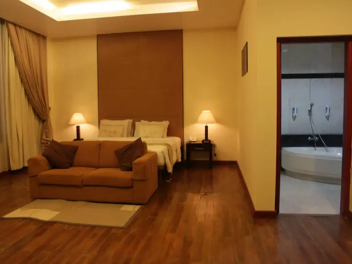Чиребон: Hotel Intan Cirebon