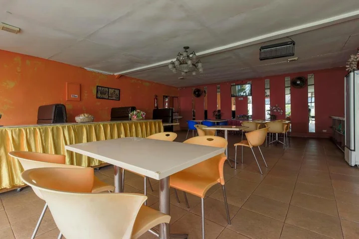 Чиребон: Hotel Intan Cirebon