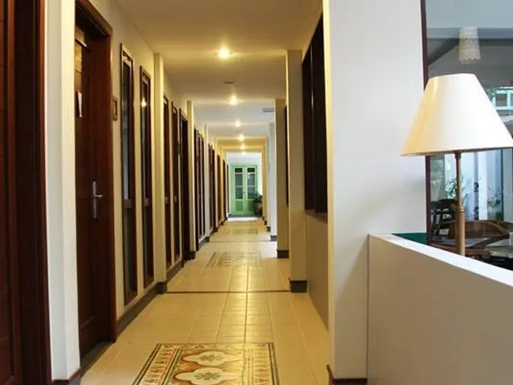Чиребон: Hotel Koening