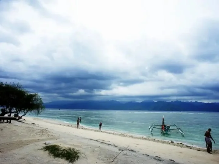 Гили Траванган: Good Karma Gili