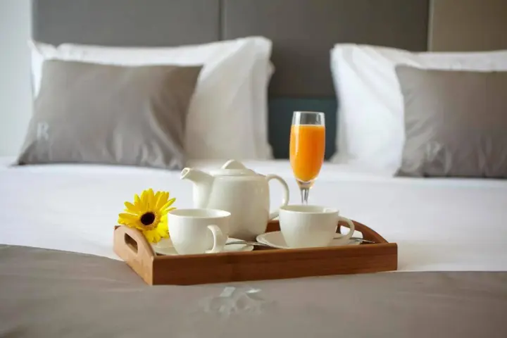 Депок: R Hotel Rancamaya