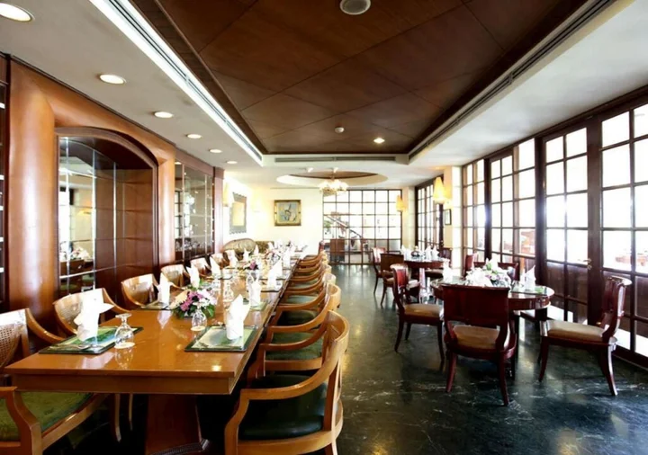 Депок: R Hotel Rancamaya
