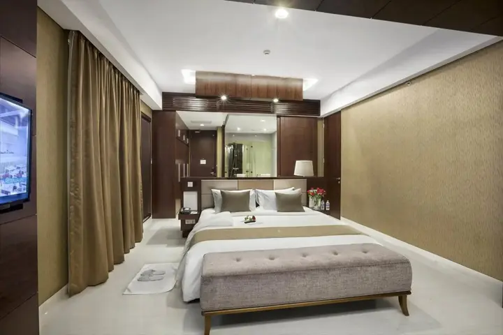 Депок: R Hotel Rancamaya