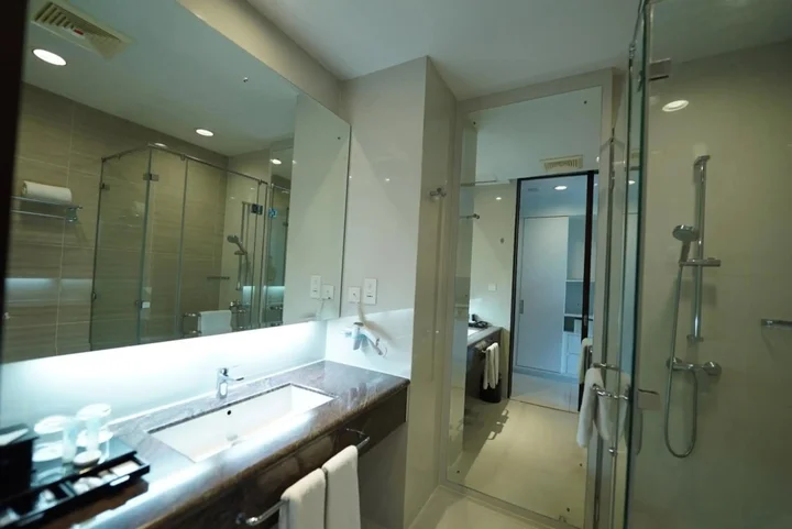 Депок: R Hotel Rancamaya