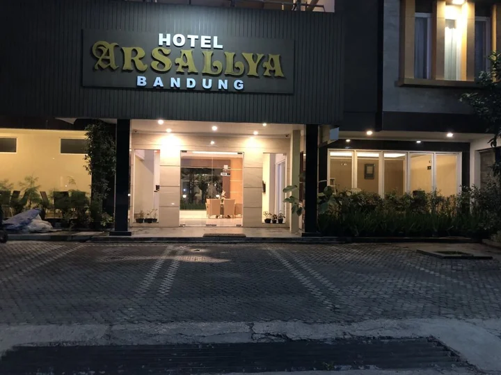 Бандунг: Arsallya Hotel