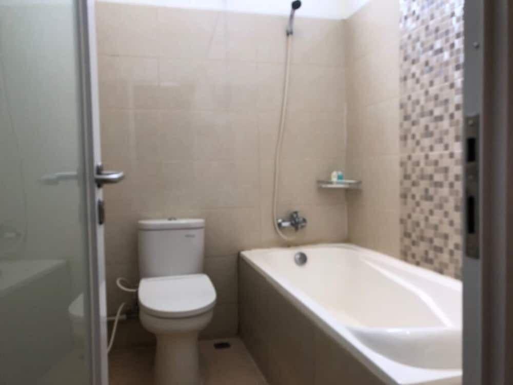 Бандунг: Arsallya Hotel