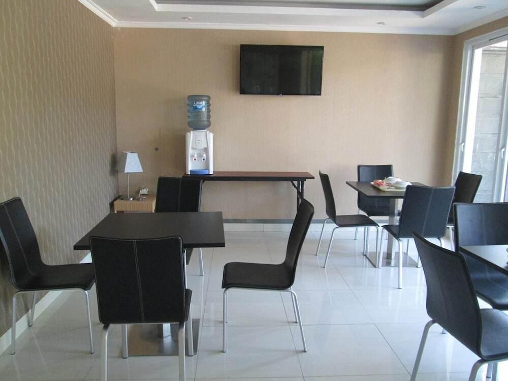 Бандунг: Arsallya Hotel