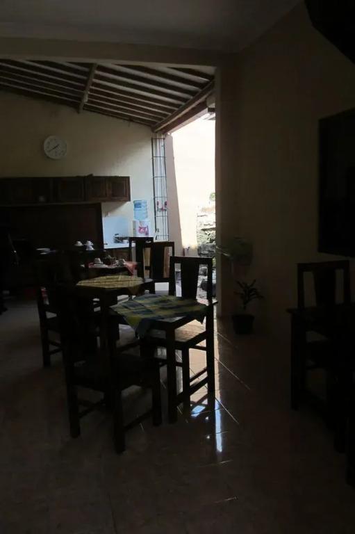 Депок: Larasati Guest House
