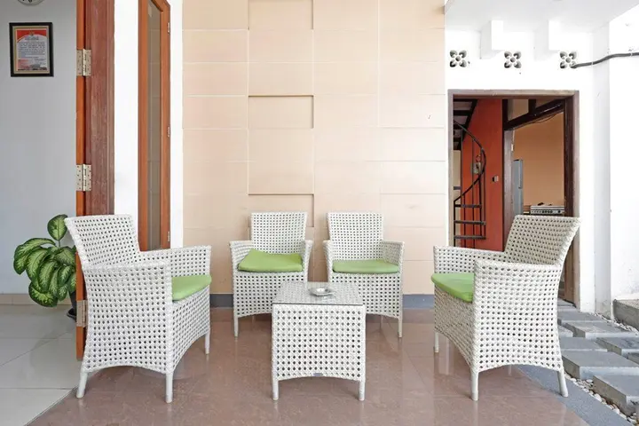 Семаранг: Mister Stay