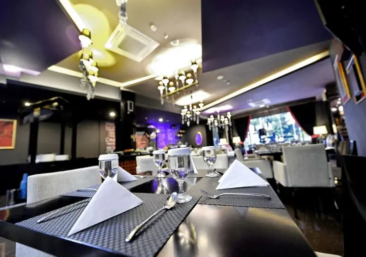 Джакарта: Little Amaroossa Residence Jakarta