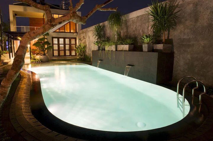 Депок: Lokal Hotel & Restaurant