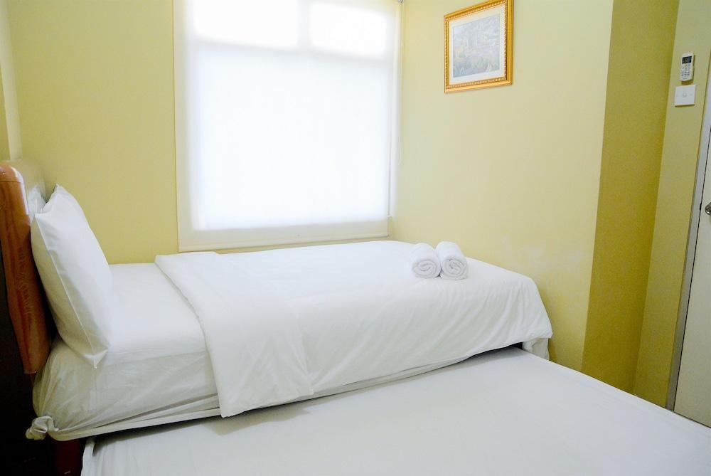Джакарта: Comfy 2BR Apartment at Green Bay Pluit near Baywalk Mall By Travelio