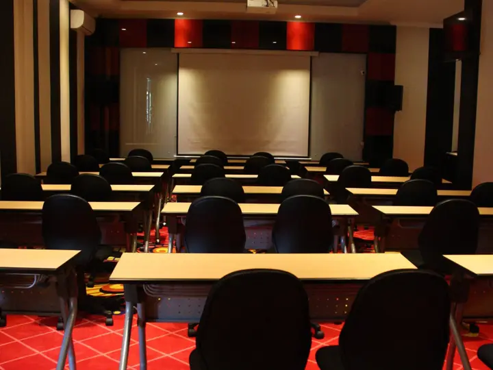 Макассар: Swiss-Belcourt Makassar