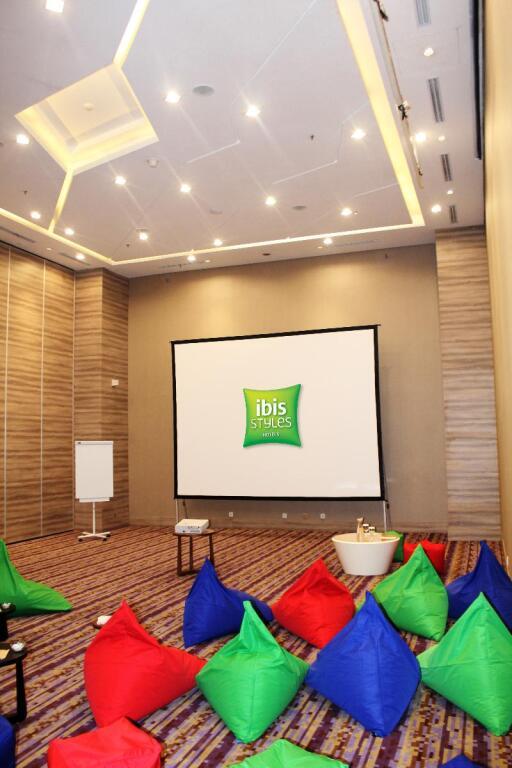 Джакарта: ibis Styles Jakarta Mangga Dua Square