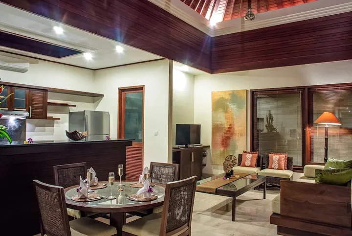 Кута: D&G Villa Seminyak