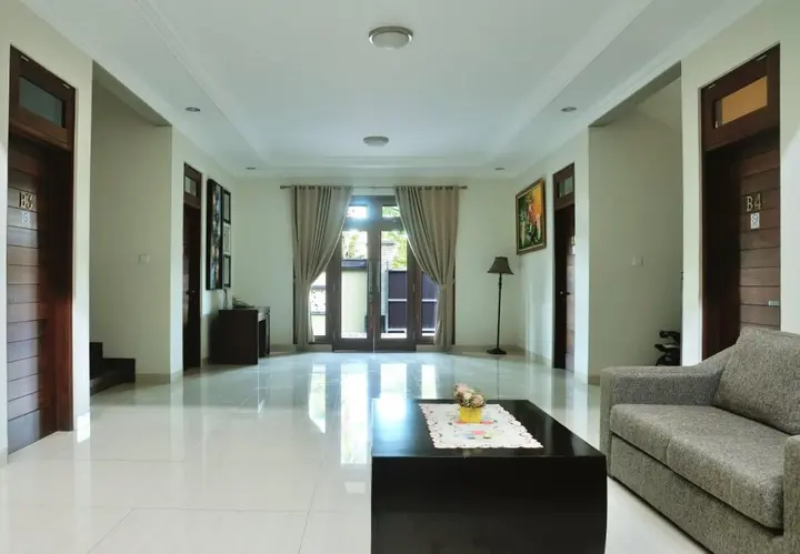 Денпасар: Safira Residences