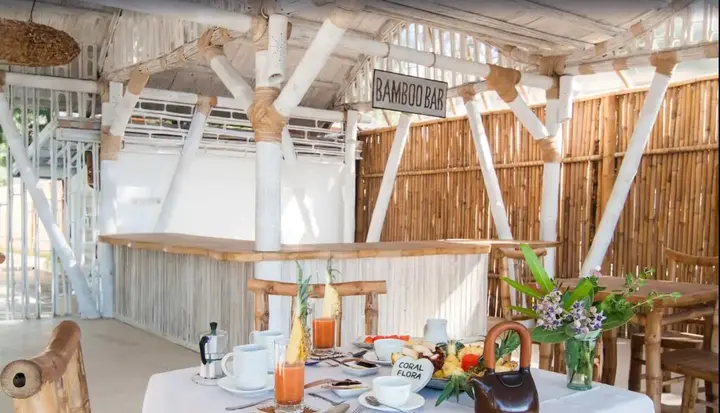 Гили Траванган: Villa Coral Flora