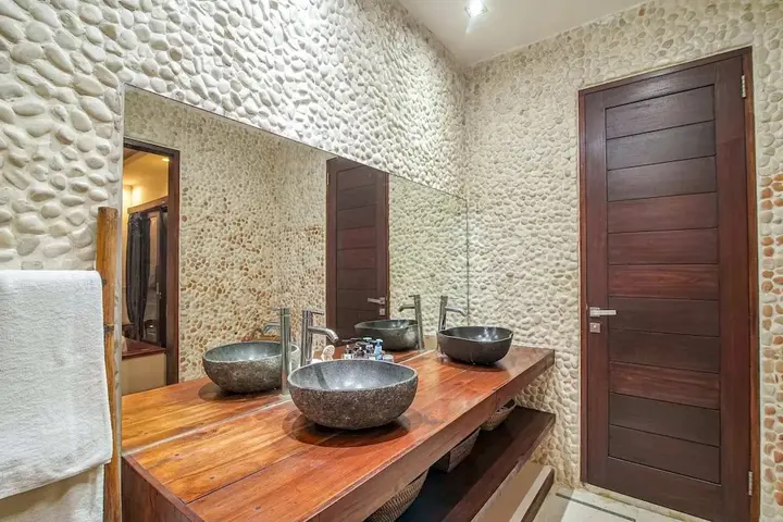 Кута: Villa Athena