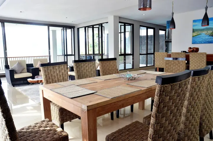 Бандунг: Green Forest Plantation View 6BR with Infinity Pool