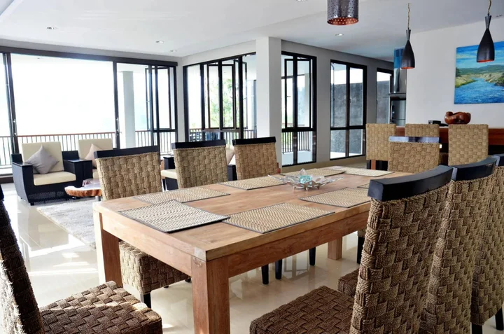 Бандунг: Green Forest Plantation View 6BR with Infinity Pool