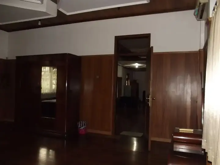 Депок: Rumah Utama
