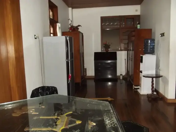 Депок: Rumah Utama