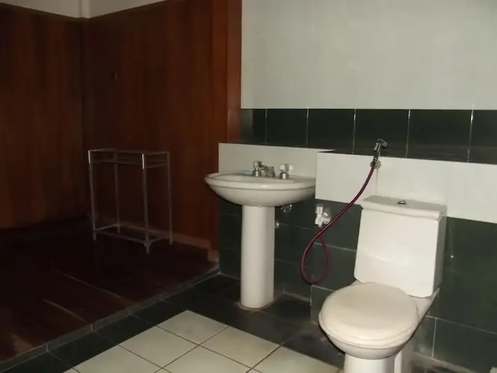 Депок: Rumah Utama