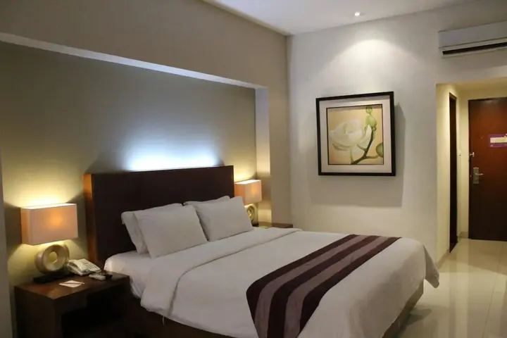 Бандунг: Anggrek Shopping Hotel