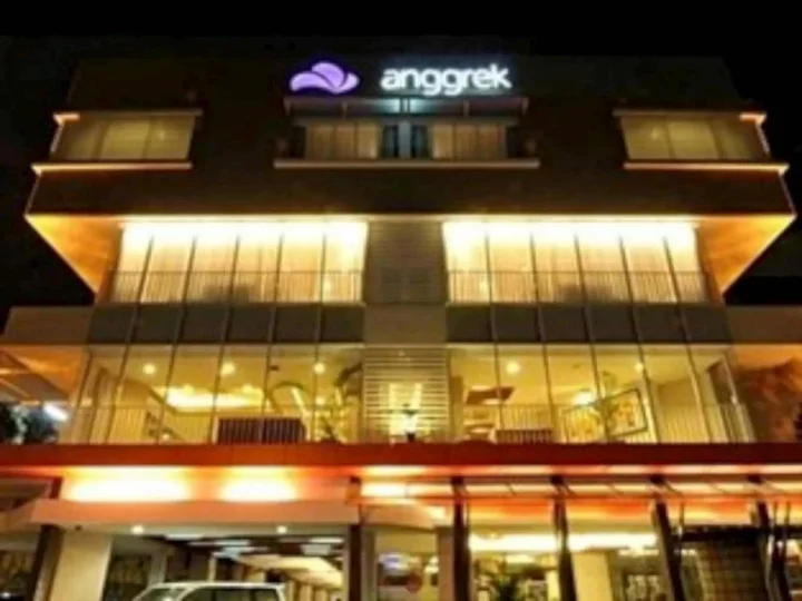 Бандунг: Anggrek Shopping Hotel