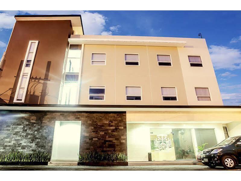 Джакарта: Pondok Labu Residence