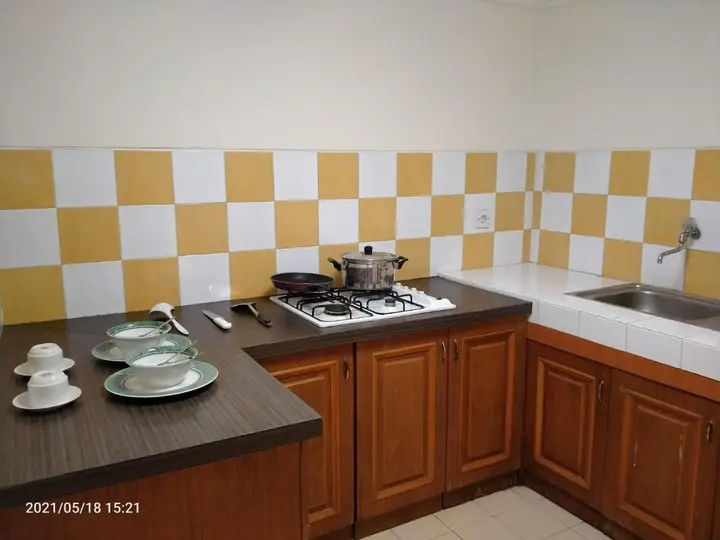 Сурабая: Apartemen Puncak Marina