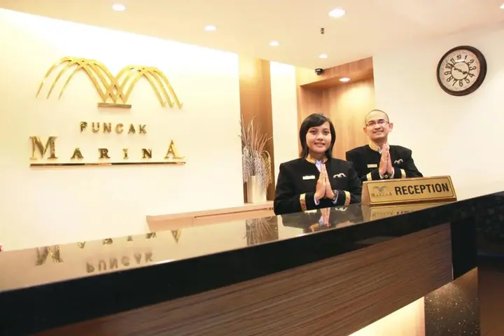 Сурабая: Apartemen Puncak Marina