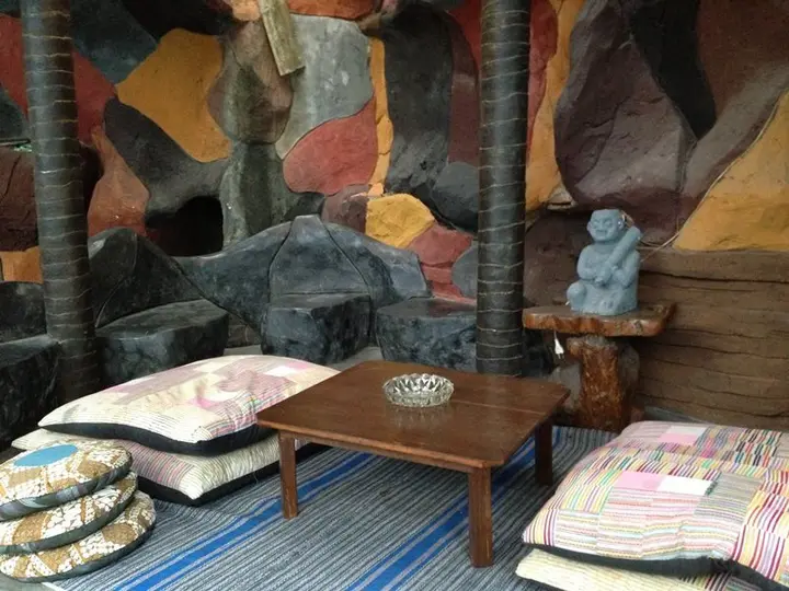Маланг: Ennys Guest House