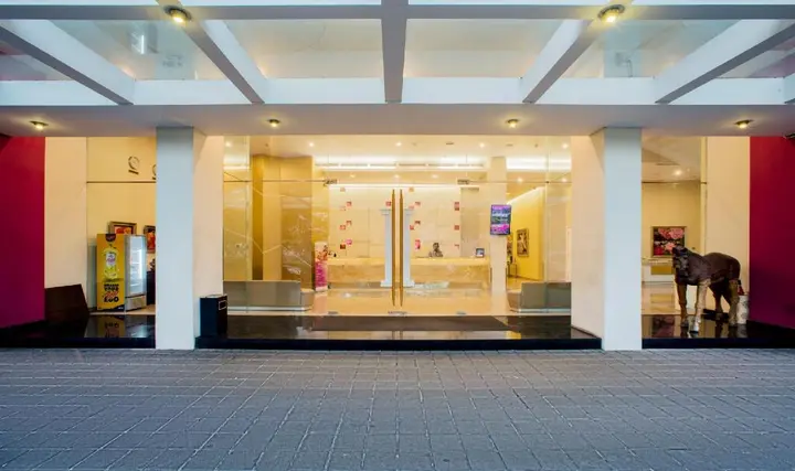 Джакарта: Brits Hotel Puri Indah