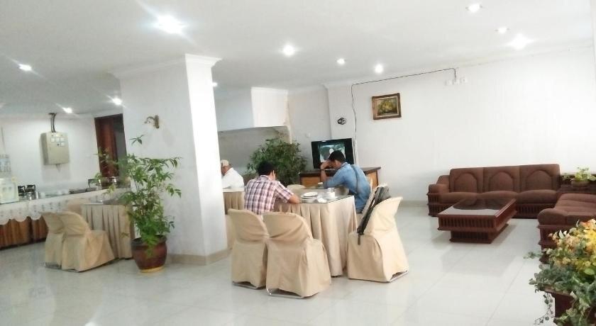 Паданг: Garuda Hotel