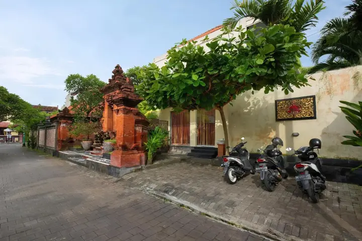 Кута: Graha Wedha Kuta