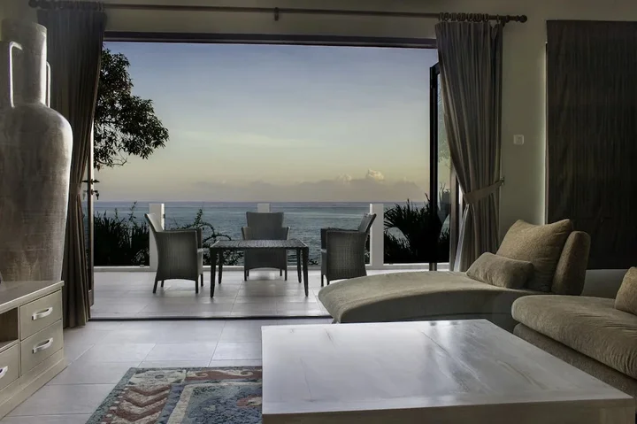 Саван: The Beach Front Villas - North Bali