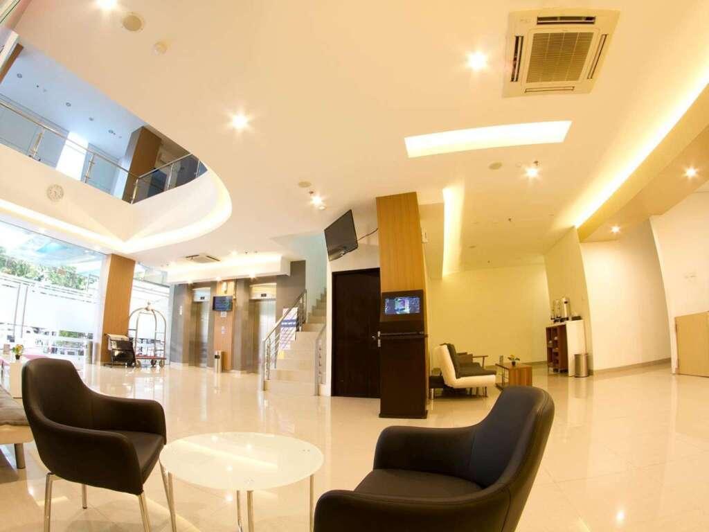 Джакарта: Hotel 88 Grogol by WH