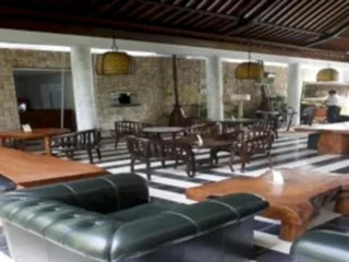 Бандунг: Flores Gallery Hotel