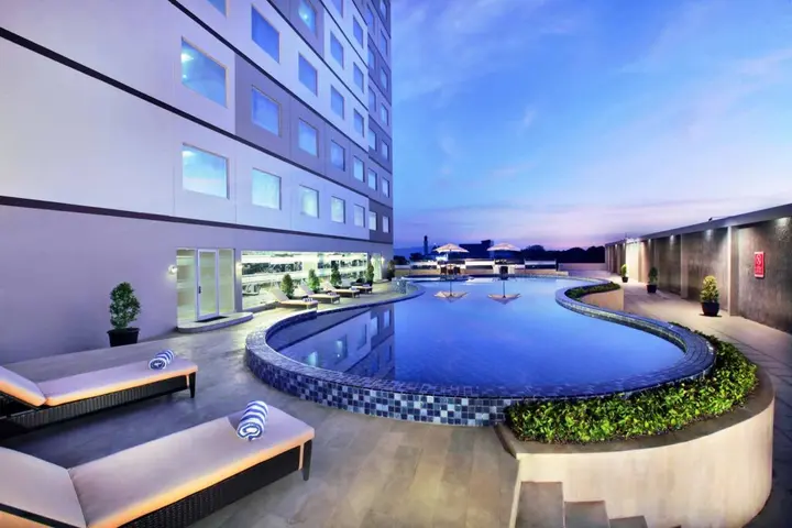 Купанг: Aston Kupang Hotel & Convention Center