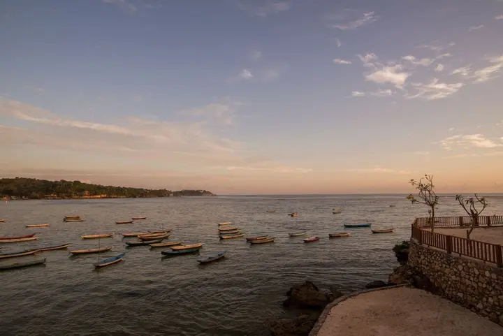 Лембонган-Айленд: Laguna Reef Huts