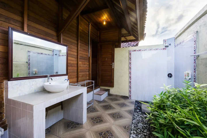 Лембонган-Айленд: Laguna Reef Huts