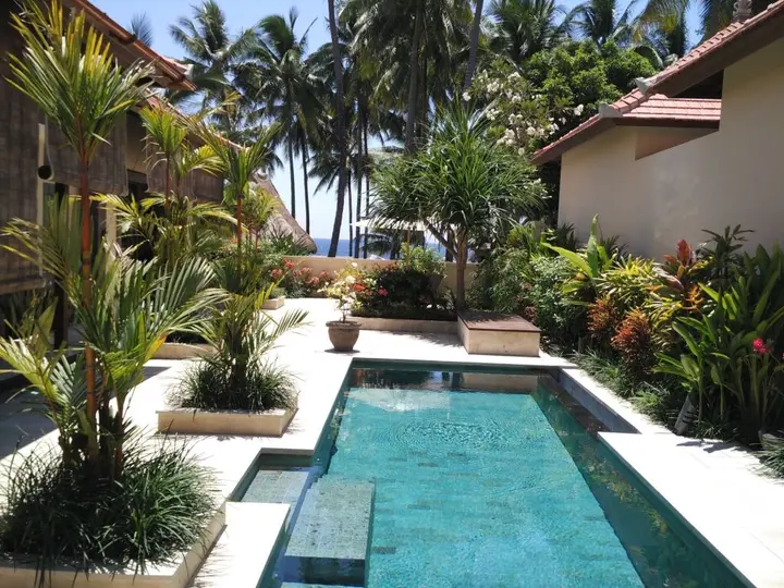 Тембок: Aloka Bahari Villas