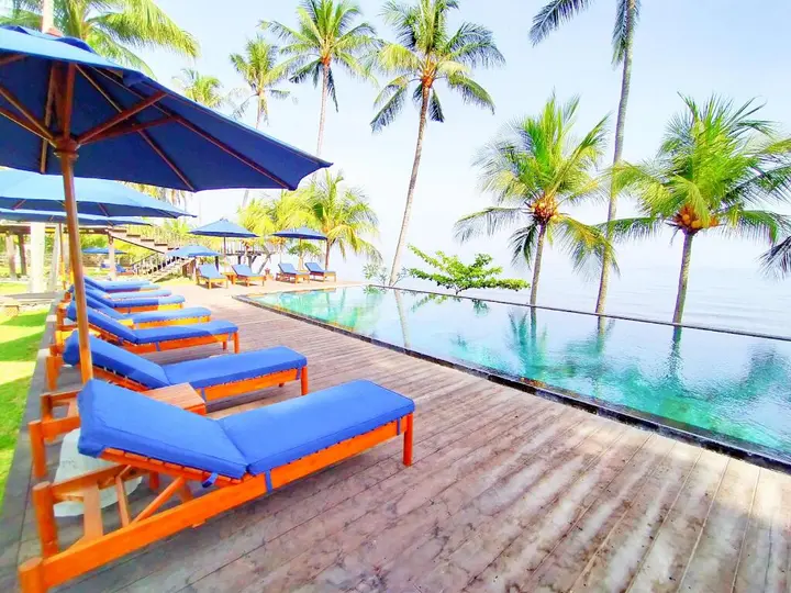 Тембок: Aloka Bahari Villas