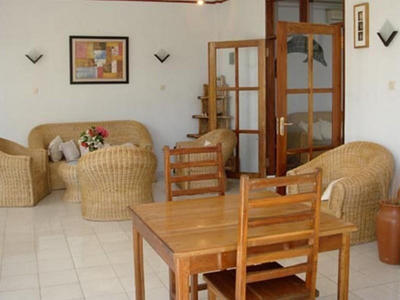 Вори: Bahowo Lodge