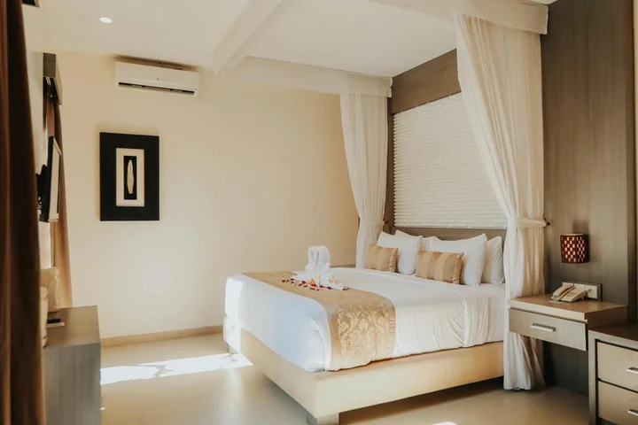 Беноа: Luxotic Private Villa and Resort