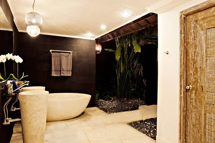 Кута: Black & White Villa