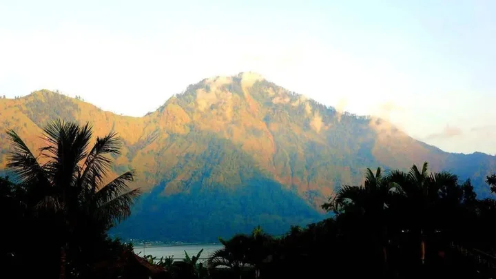 Кинтамани: Puri Bening Lake Front Hotel
