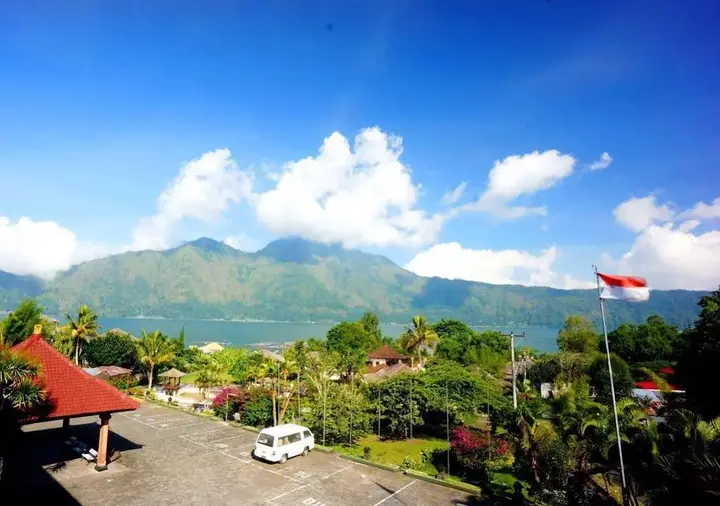 Кинтамани: Puri Bening Lake Front Hotel